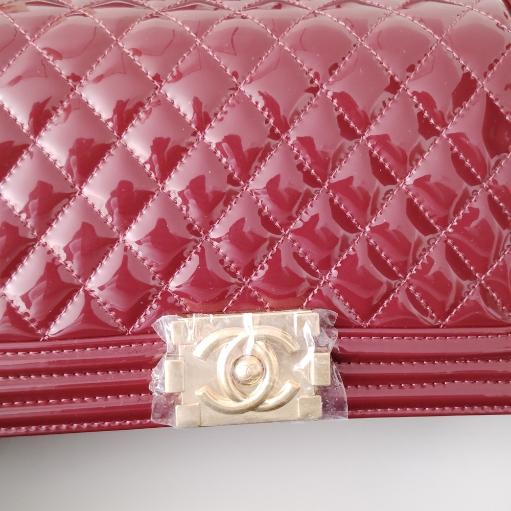 Burgundy Quilted Patent Statement Bag - Picture 7 of 8